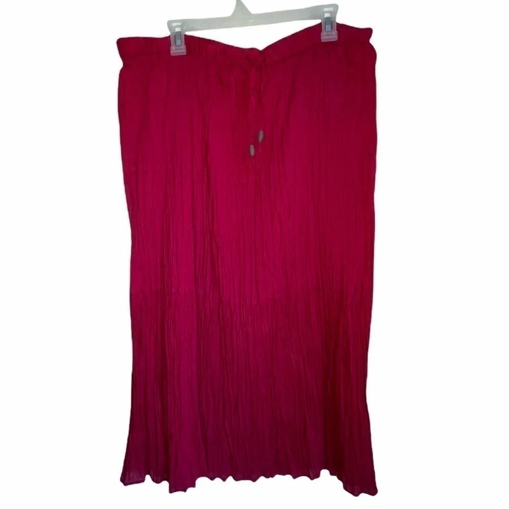 NWT-White Stag Crinkle Burgundy Skirt. Size Large 12-14 - Picture 4 of 8